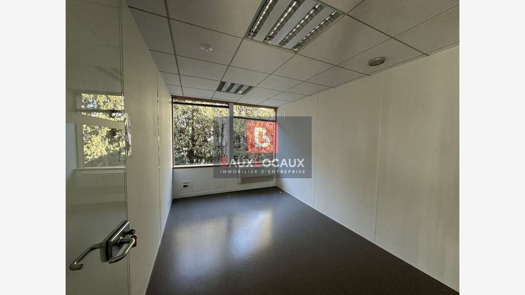 Bureaux 503m² à louer à Avignon Agroparc