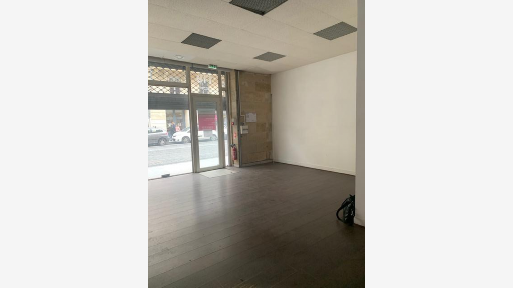 A louer local 70m² Bordeaux Cours Alsace Lorraine