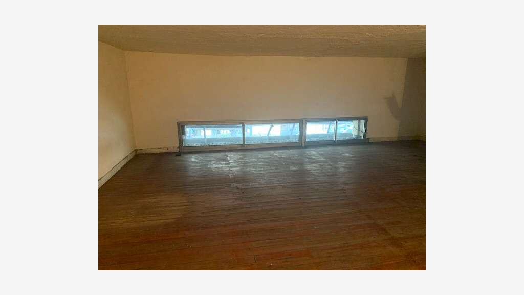 A louer local 70m² Bordeaux Cours Alsace Lorraine