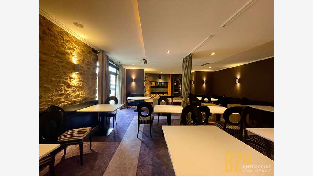 A louer local restaurant de charme 190m² à Vannes