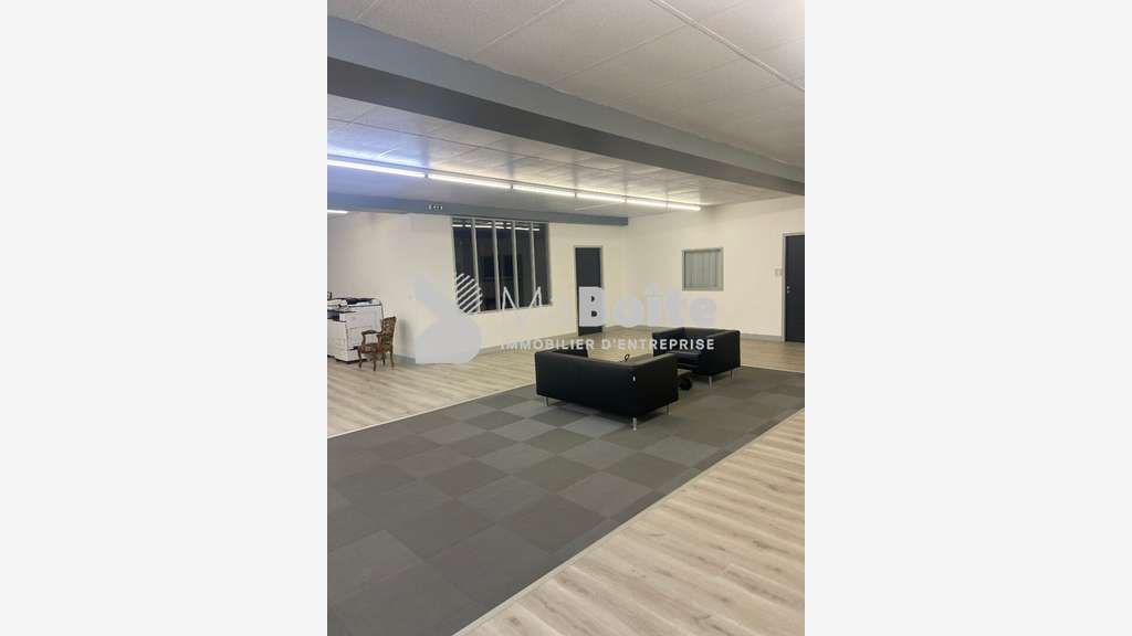 A louer bureaux neufs de 50m² à Balbigny