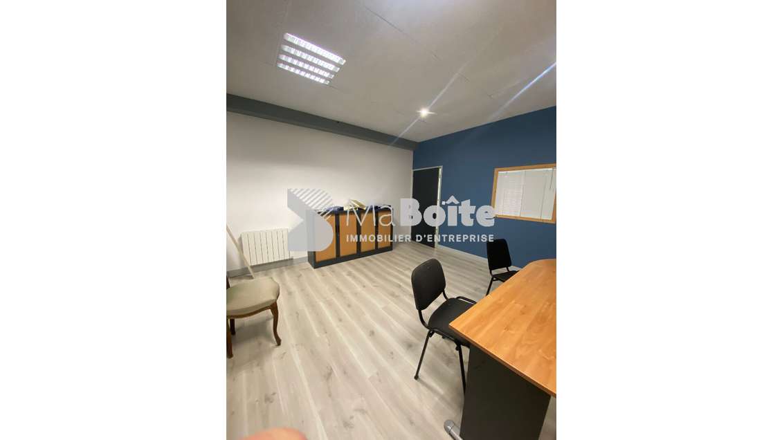 A louer bureaux neufs de 15m² à Balbigny