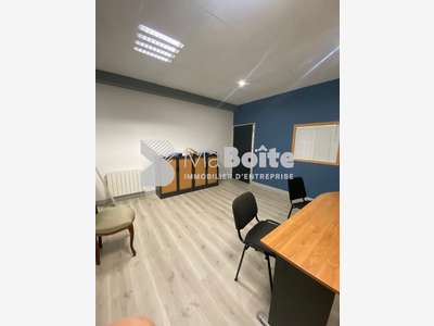 A louer bureaux neufs de 15m² à Balbigny