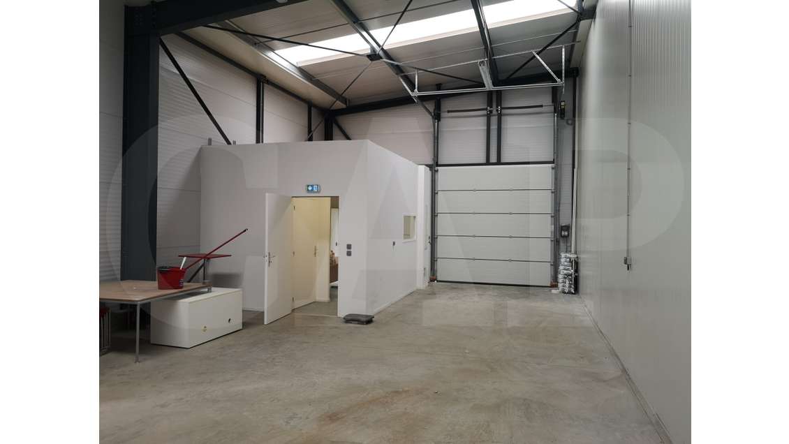 A louer local d'activité 100m² à Brech Auray