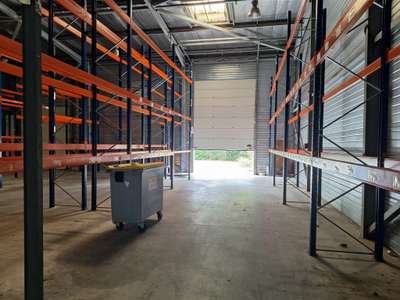 Location Locaux d'activités - Entrepôts à Saint-Raphaël