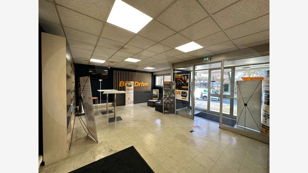 Location bâtiment d'activités 1163m² à Rennes