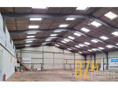 Location Locaux d'activités - Entrepôts à Arzon