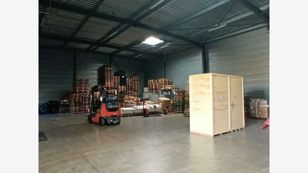 Bâtiment 517m² sur 2088m² à louer à Harfleur 