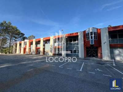 Location Locaux d'activités - Entrepôts à Valbonne
