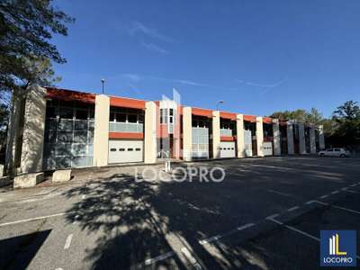 Location Locaux d'activités - Entrepôts à Valbonne
