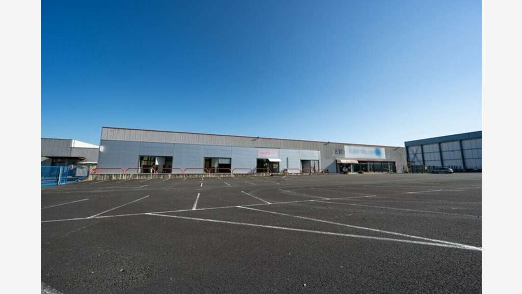 A louer bâtiment 13715m² à Brive ZA Beauregard