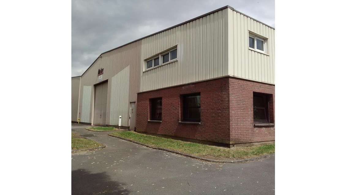 Vend bâtiment industriel 2286m² à Bouzincourt