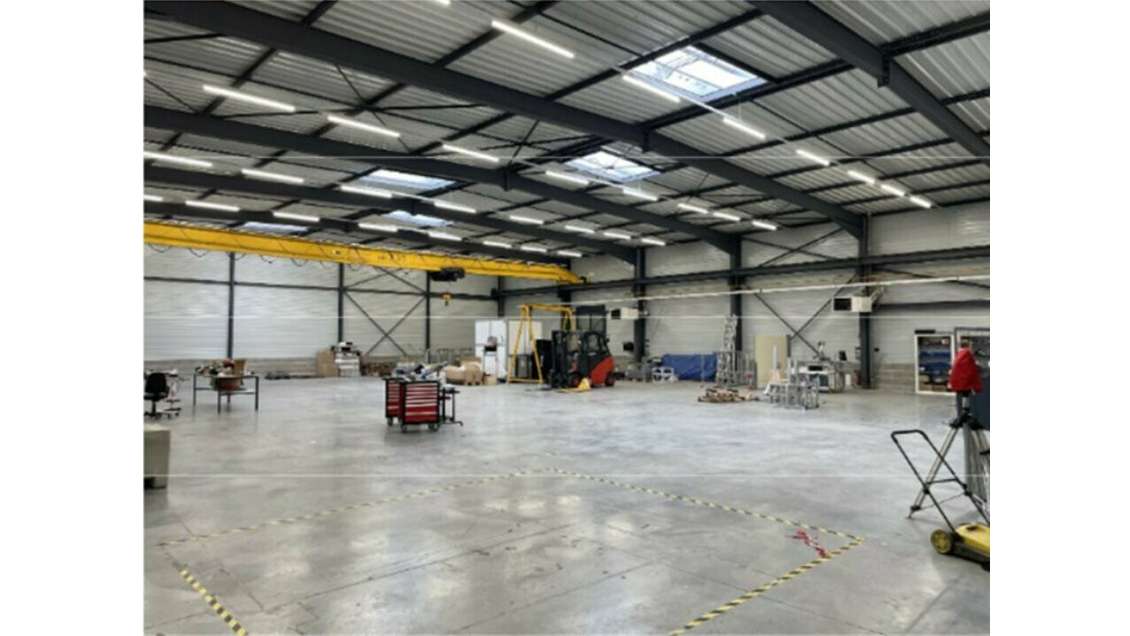 Bâtiment industriel 1998m² à Château Gaillard
