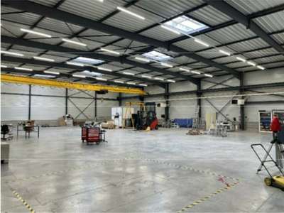 Location Locaux d'activités - Entrepôts à Château-Gaillard