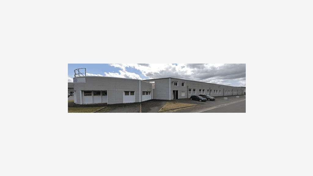 A louer bâtiment industriel 3460m² à Decazeville 