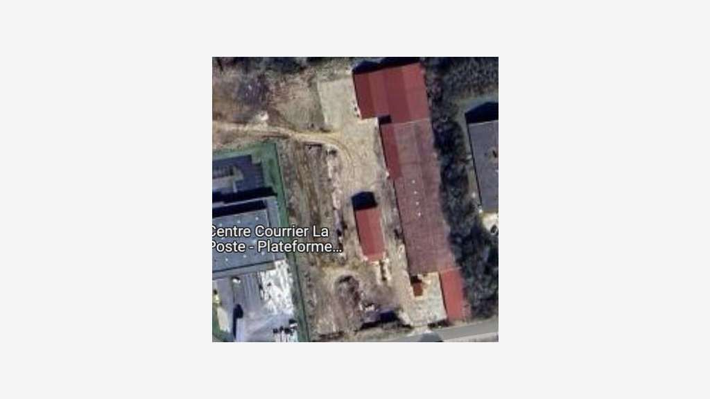 Bâtiment industriel 2600m² à louer à Neufchâteau