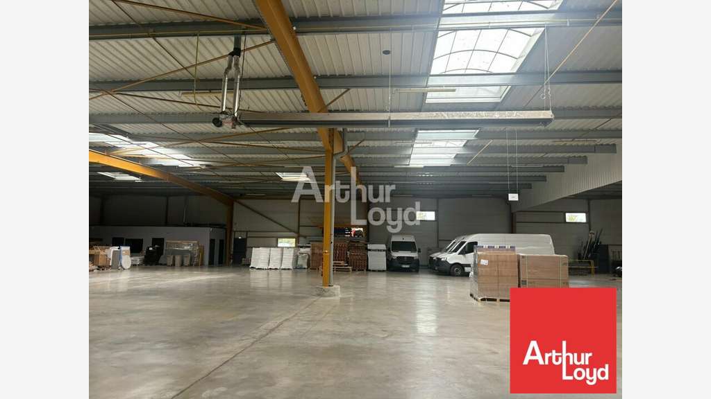 Bâtiment logistique à louer à Dompierre-sur-Yon