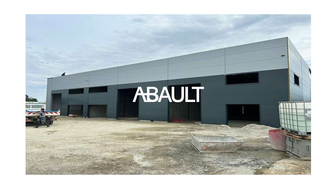 Local d'activité 475m² à louer à Pibrac