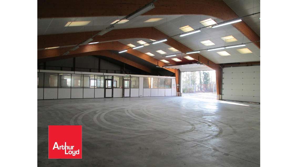A louer bâtiment 600m² à Nogent-le-Rotrou  