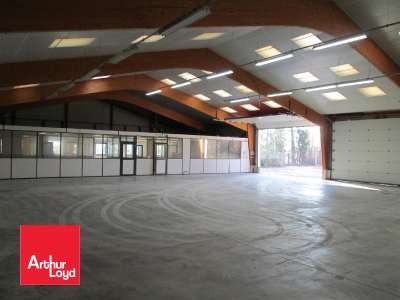 A louer bâtiment 600m² à Nogent-le-Rotrou  