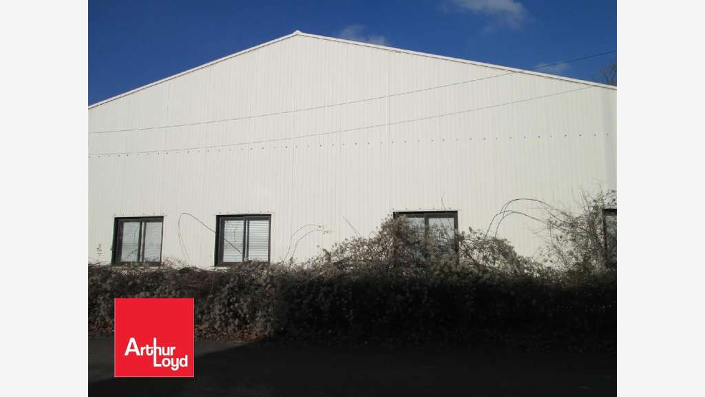 A louer bâtiment 600m² à Nogent-le-Rotrou  