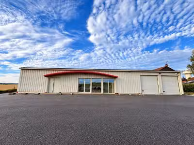 Bâtiment professionnel 300m² à louer Juzennecourt