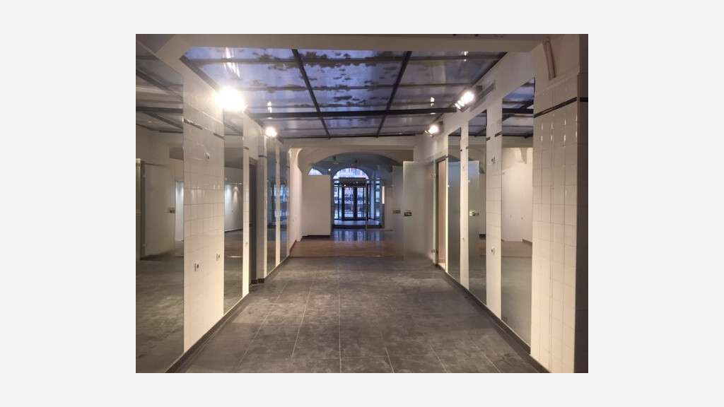 A louer local 161m² Lyon 69001 Quai Saint Vincent