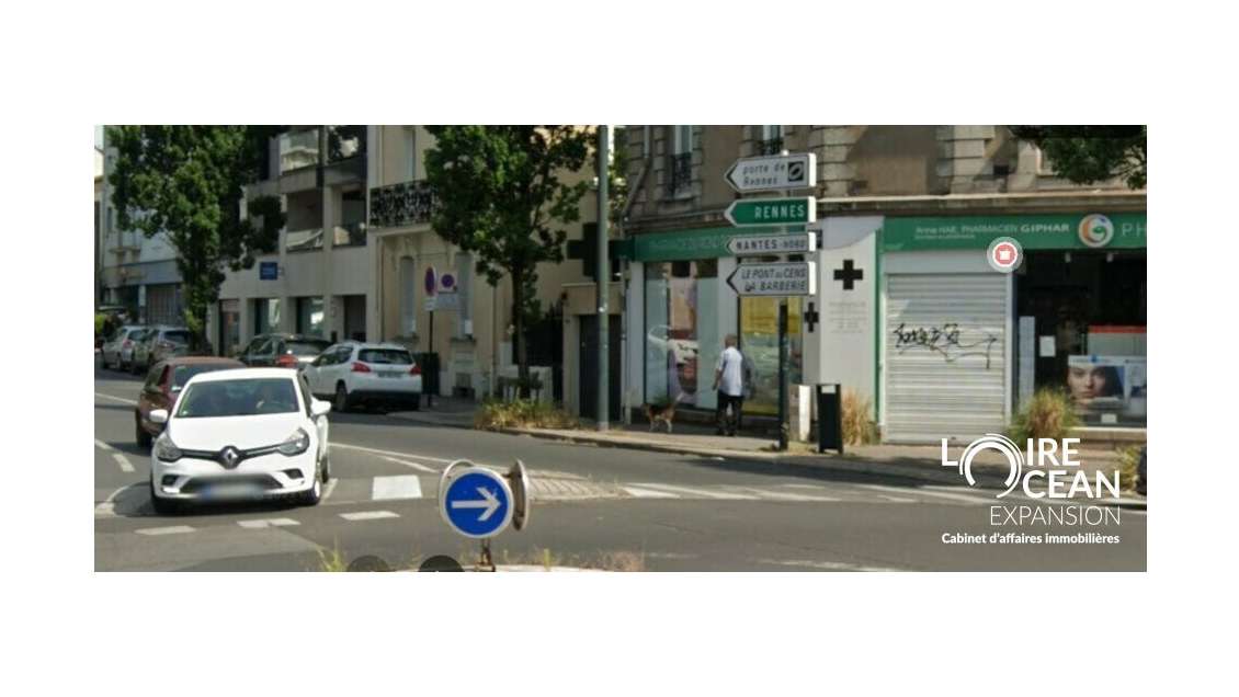 A louer local 110m² RDC belle prestation Nantes 