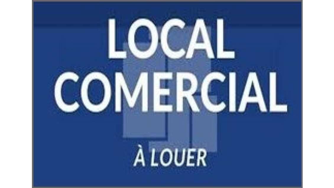 A louer local belle vitrine 62m² La Roche-sur-Yon