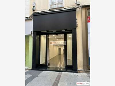Boutique 46m² à louer à Chartres centre