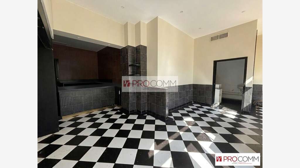 Boutique 42m² à louer à Chartres centre