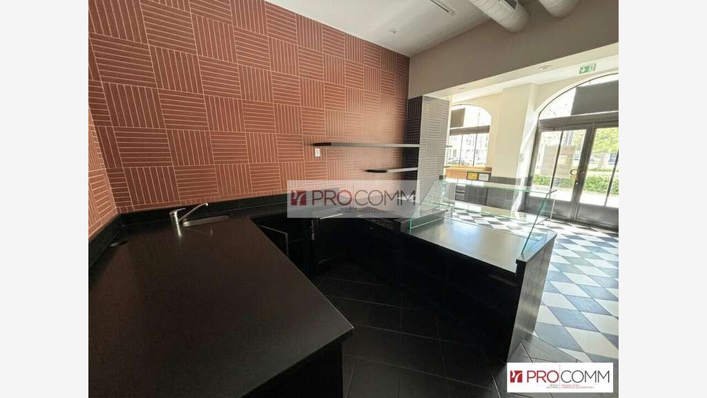 Boutique 42m² à louer à Chartres centre