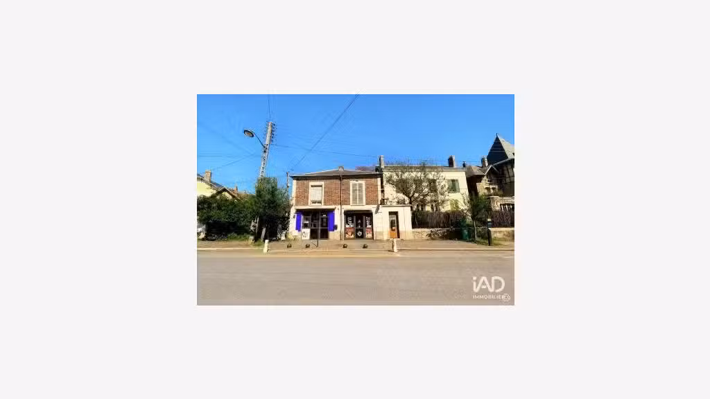 A louer boutique empl N°1 à Corbeil-Essonnes Gare