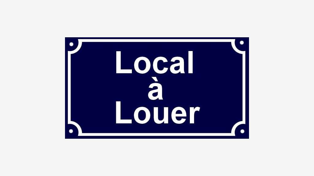 A louer boutique d'angle 160m² empl N°1 à Dardilly