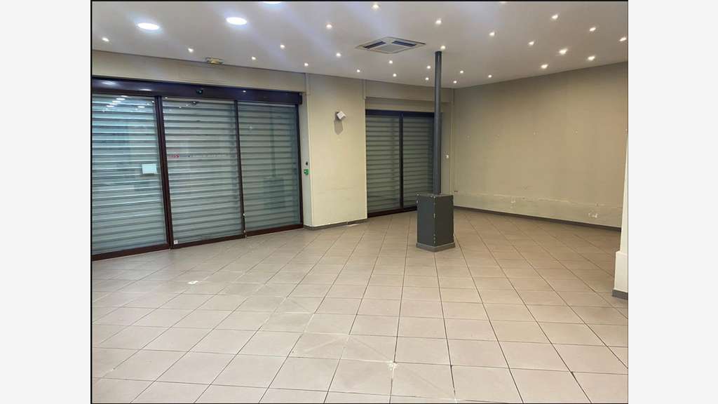 A louer boutique 200m²  à Issy Bas Meudon