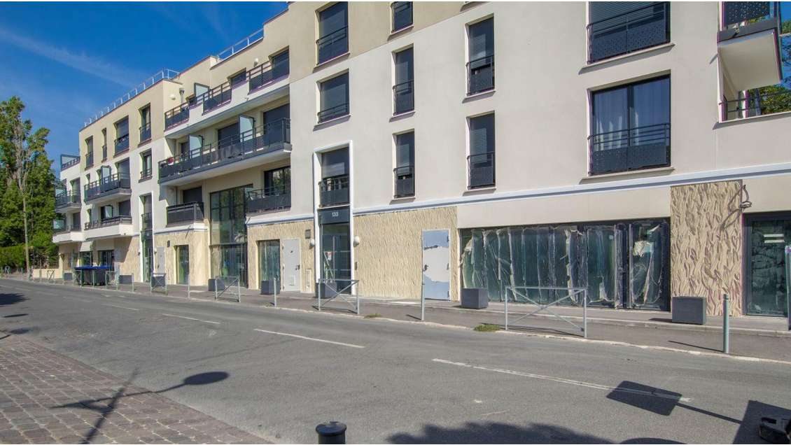 A louer local 109m² Rue Chevilly à L'Haÿ-les-Roses