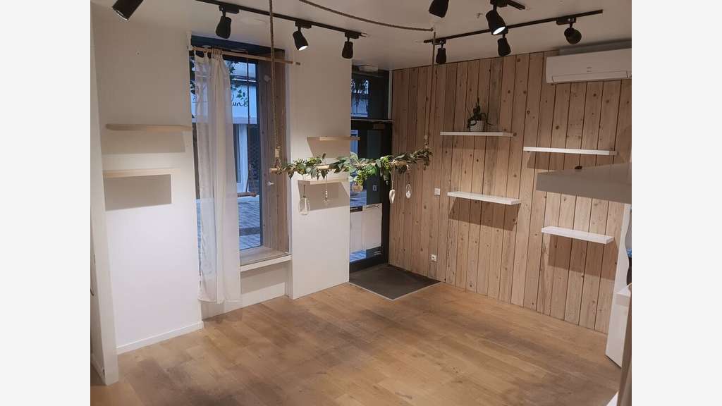 A louer jolie boutique 30m² emplac.N°1 Le Mans