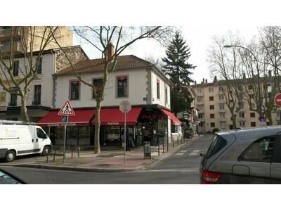 Location Locaux commerciaux - Boutiques à Lyon 5e
