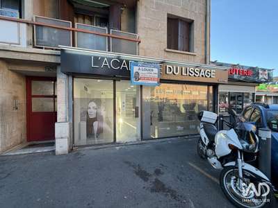 A louer boutique 54m² à Marseille Av Saint Antoine