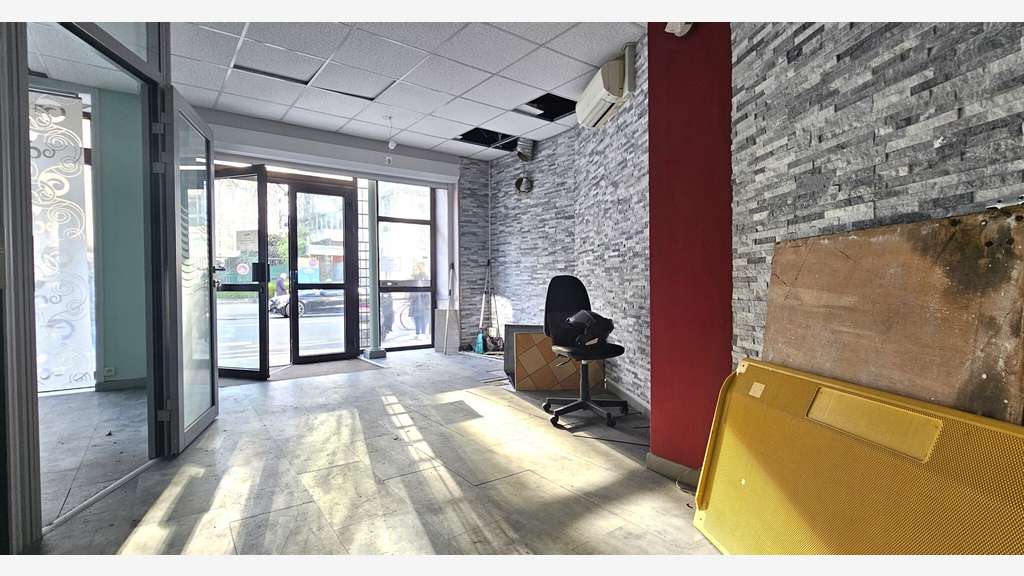 Location boutique prox Jardin des Plantes 75005