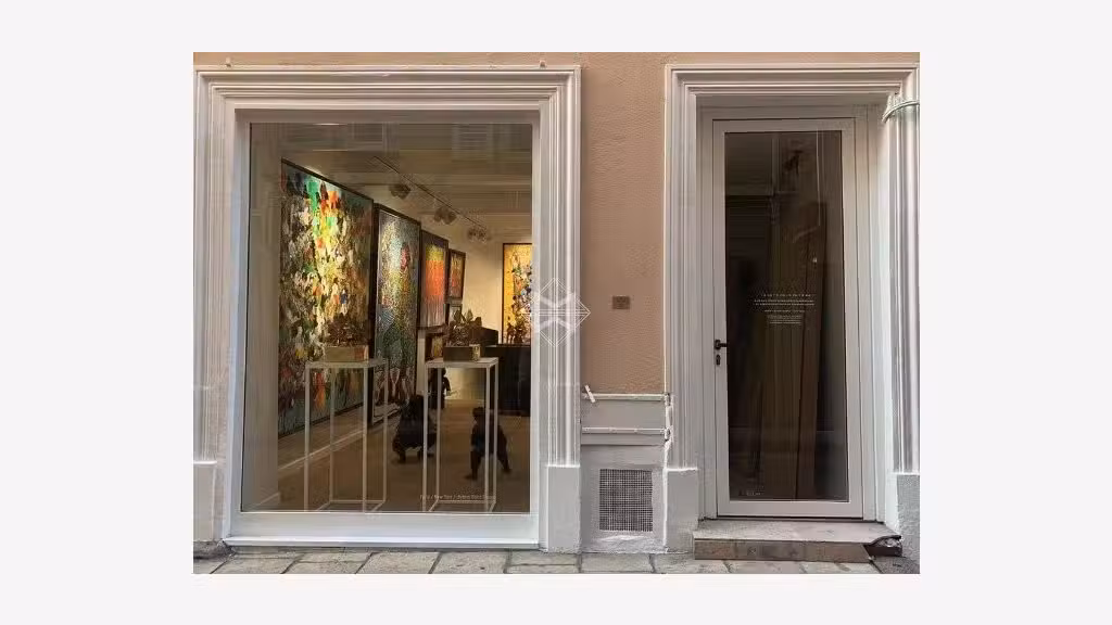 A louer boutique centre historique de Saint-Tropez