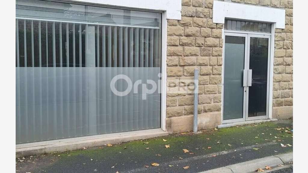 A louer local commercial 62m² à Brive-la-Gaillarde