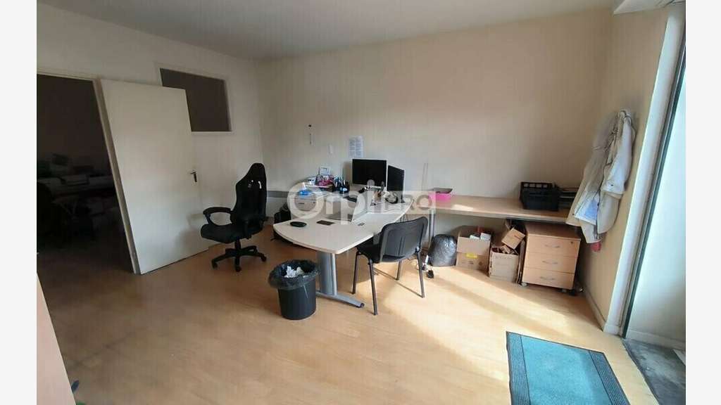A louer local commercial 62m² à Brive-la-Gaillarde