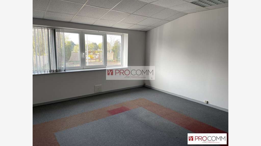 A louer bureaux 150m² R+1 à Mainvilliers