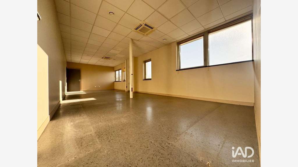A louer bureaux de 210m² parfait état à Agnetz