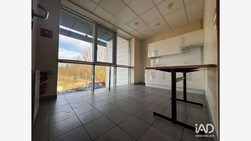 A louer bureaux de 210m² parfait état à Agnetz