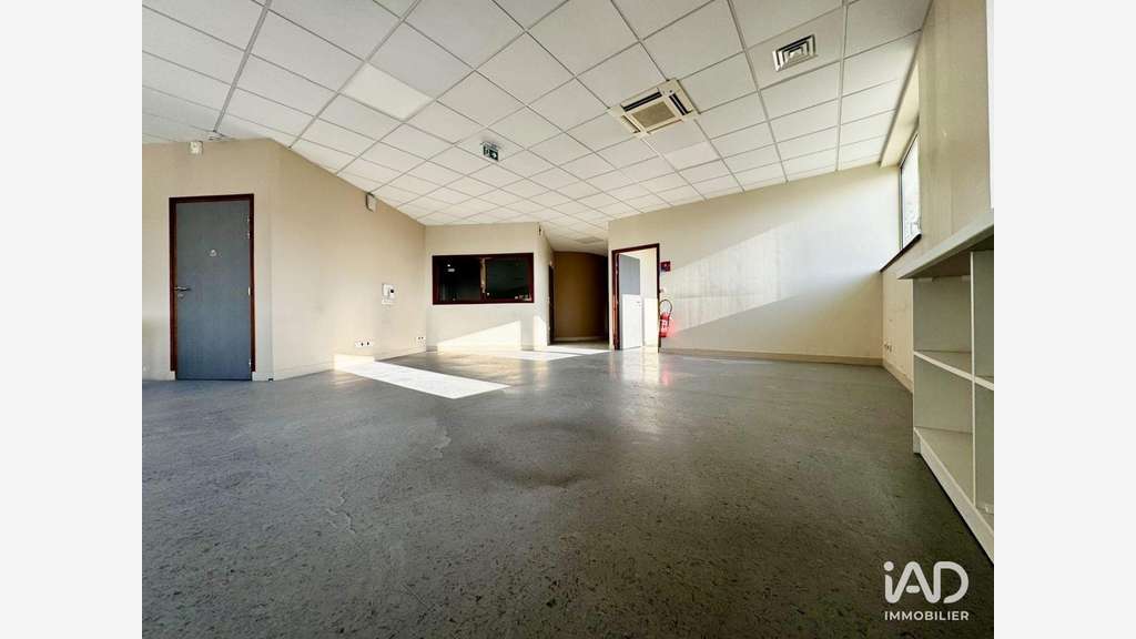 A louer bureaux lumineux de 270m² à Agnetz