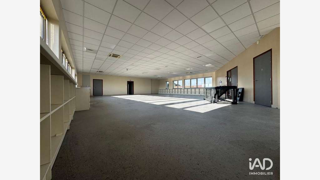 A louer bureaux lumineux de 270m² à Agnetz