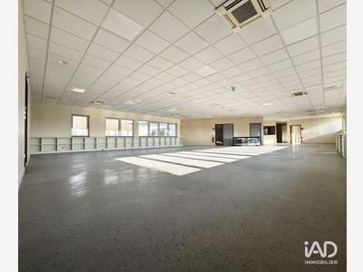 A louer bureaux lumineux de 480m² à Agnetz