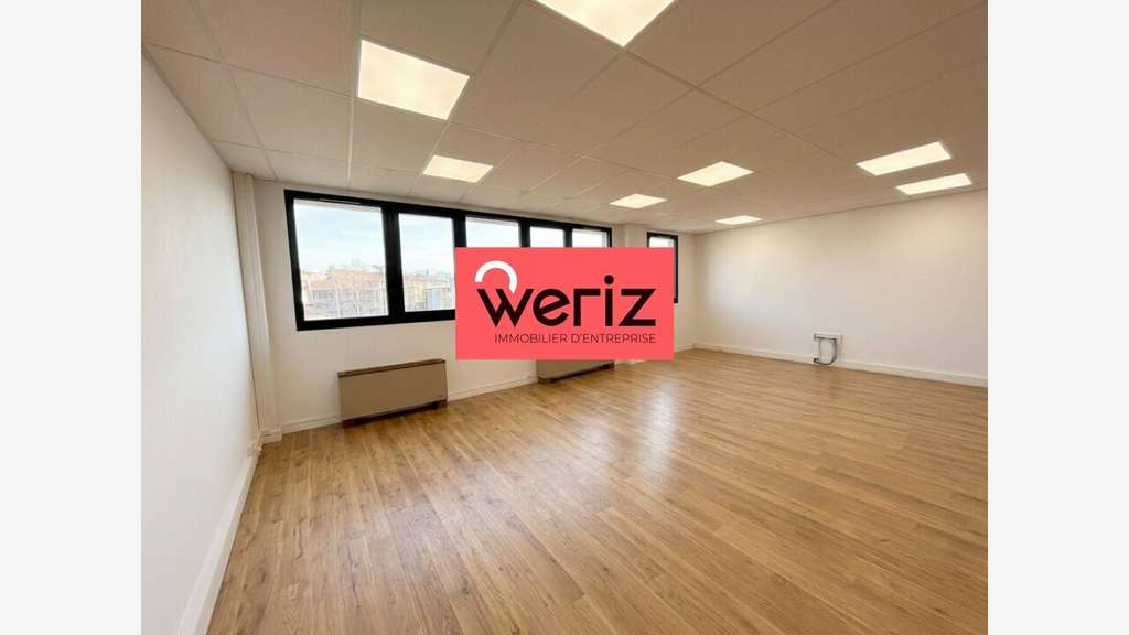BUREAUX à louer dans le 13